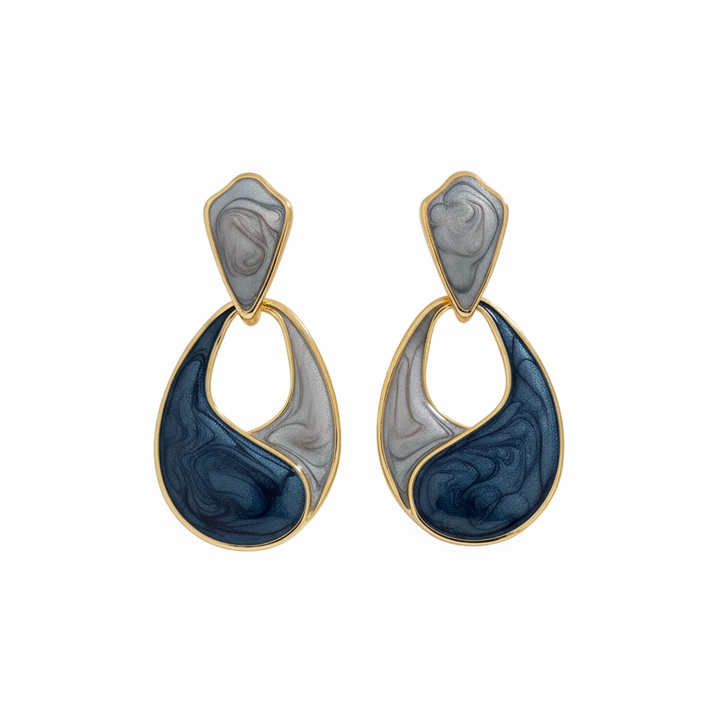 Contrast earrings