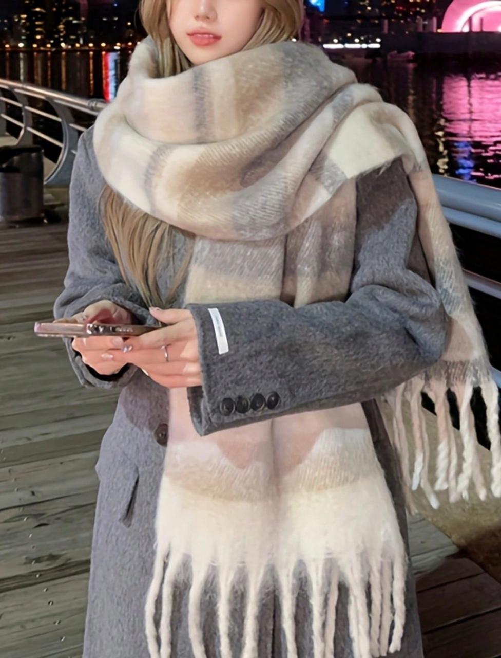 Edith scarf