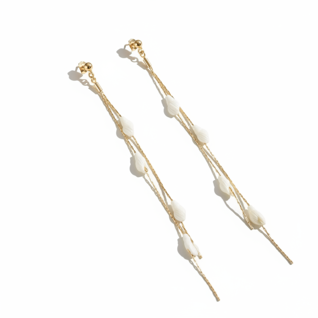 Chic earrings