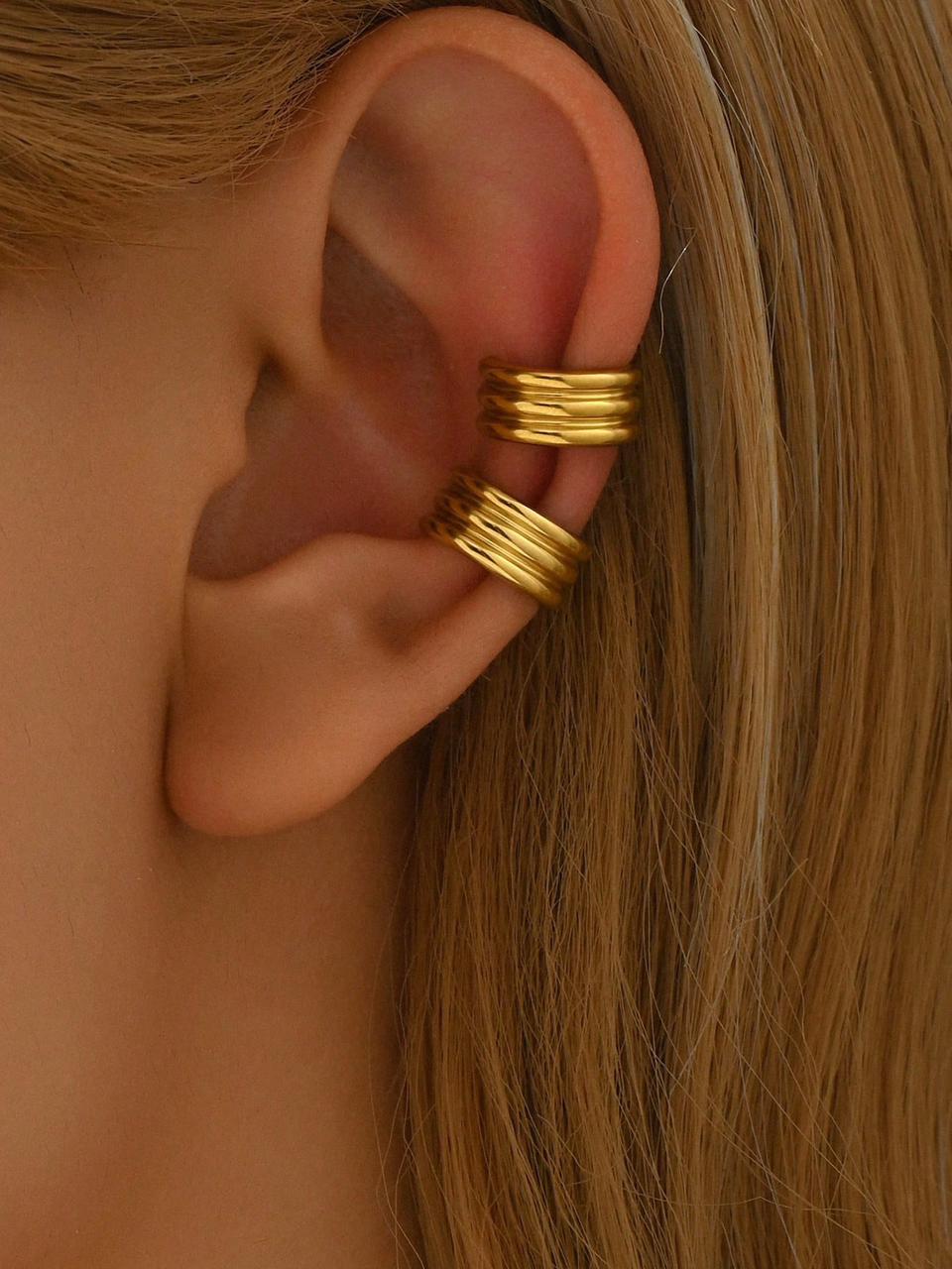 Mony earcuff