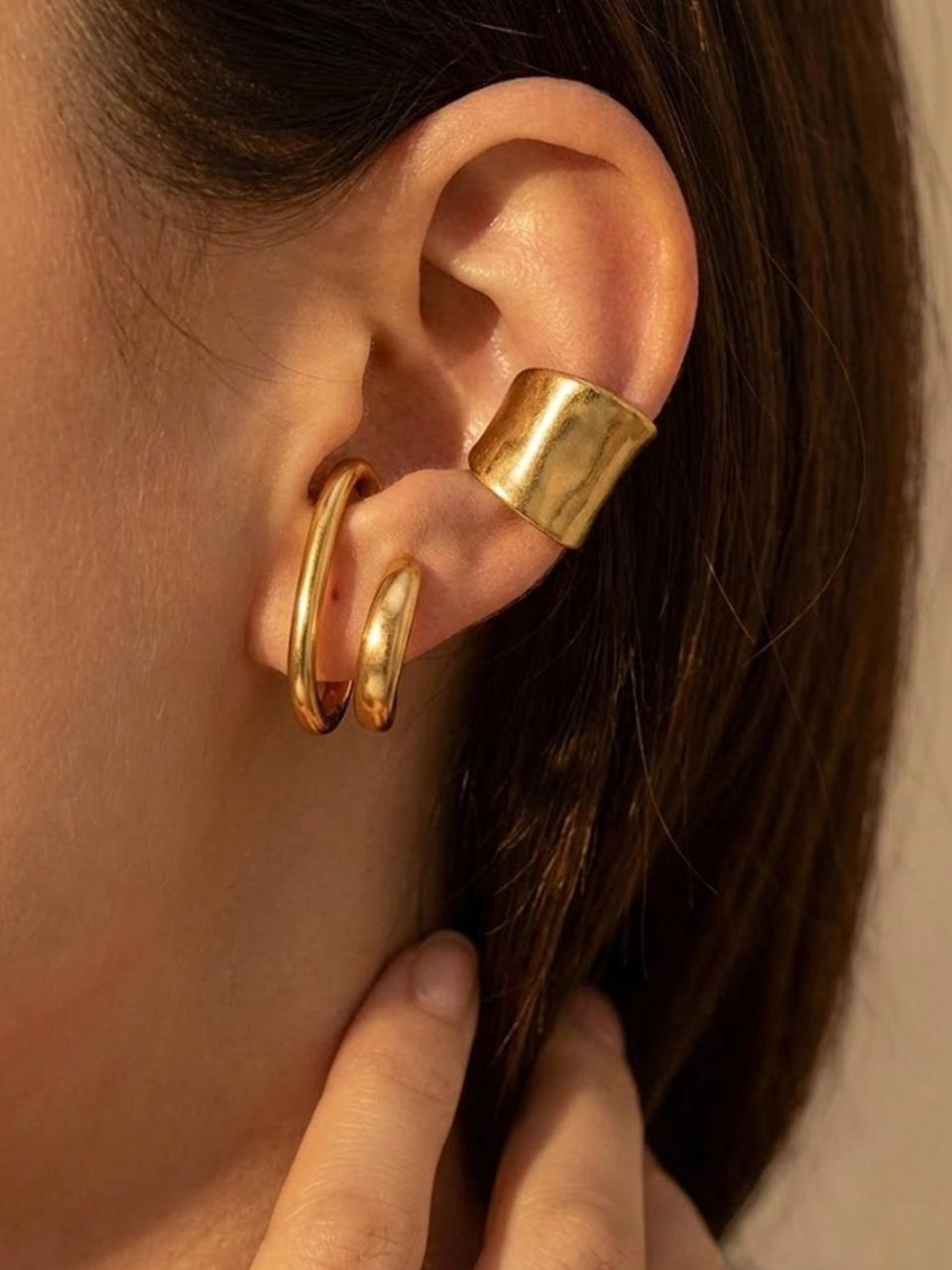 Monia earcuff