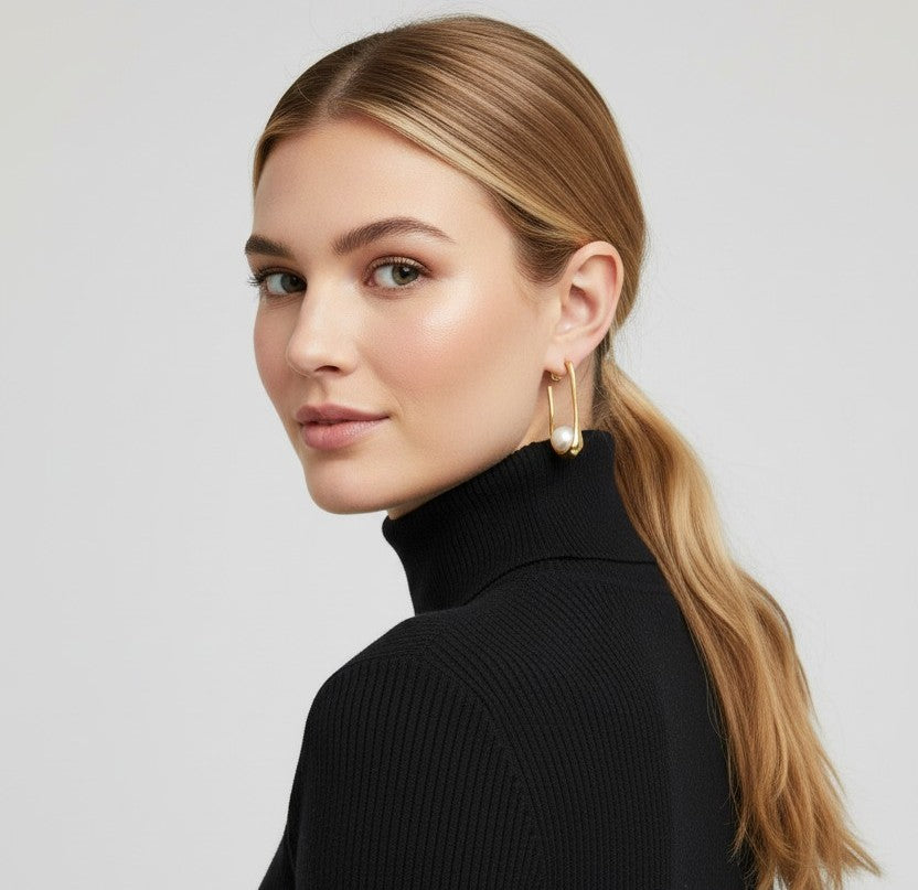 U earrings