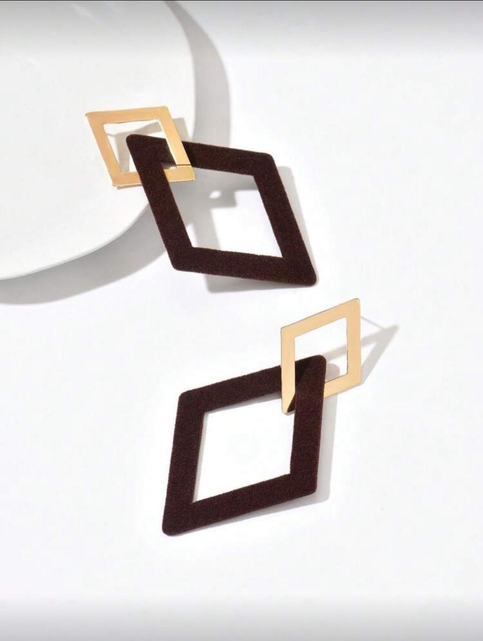 Kyra earrings