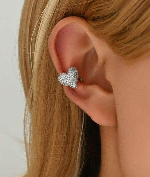 Heart earcuff