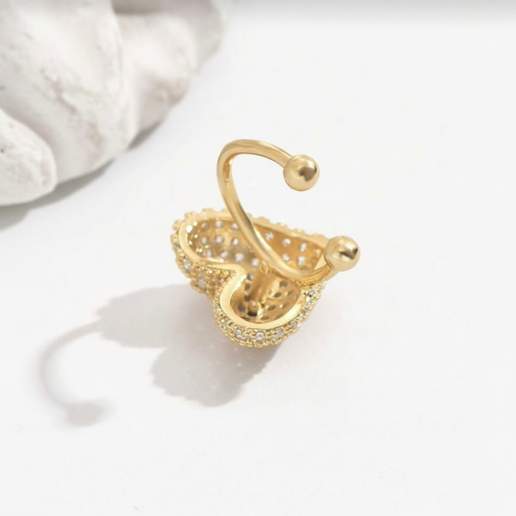 Heart earcuff